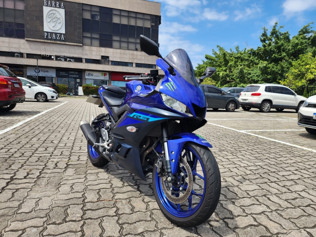 YAMAHA YZF R-3 321
