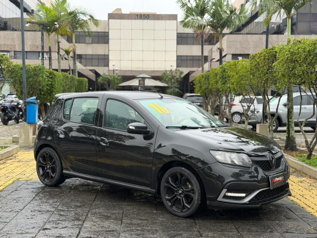RENAULT SANDERO
