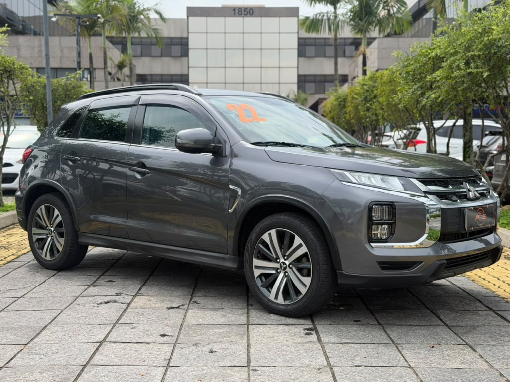 MITSUBISHI OUTLANDER SPORT