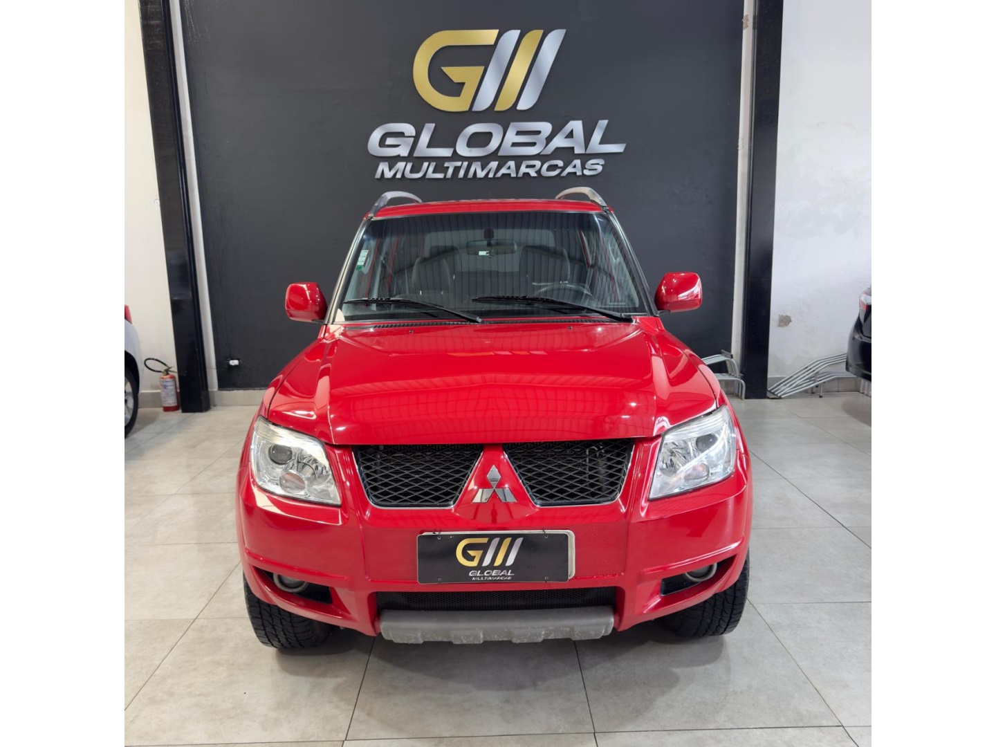 MITSUBISHI PAJERO TR4