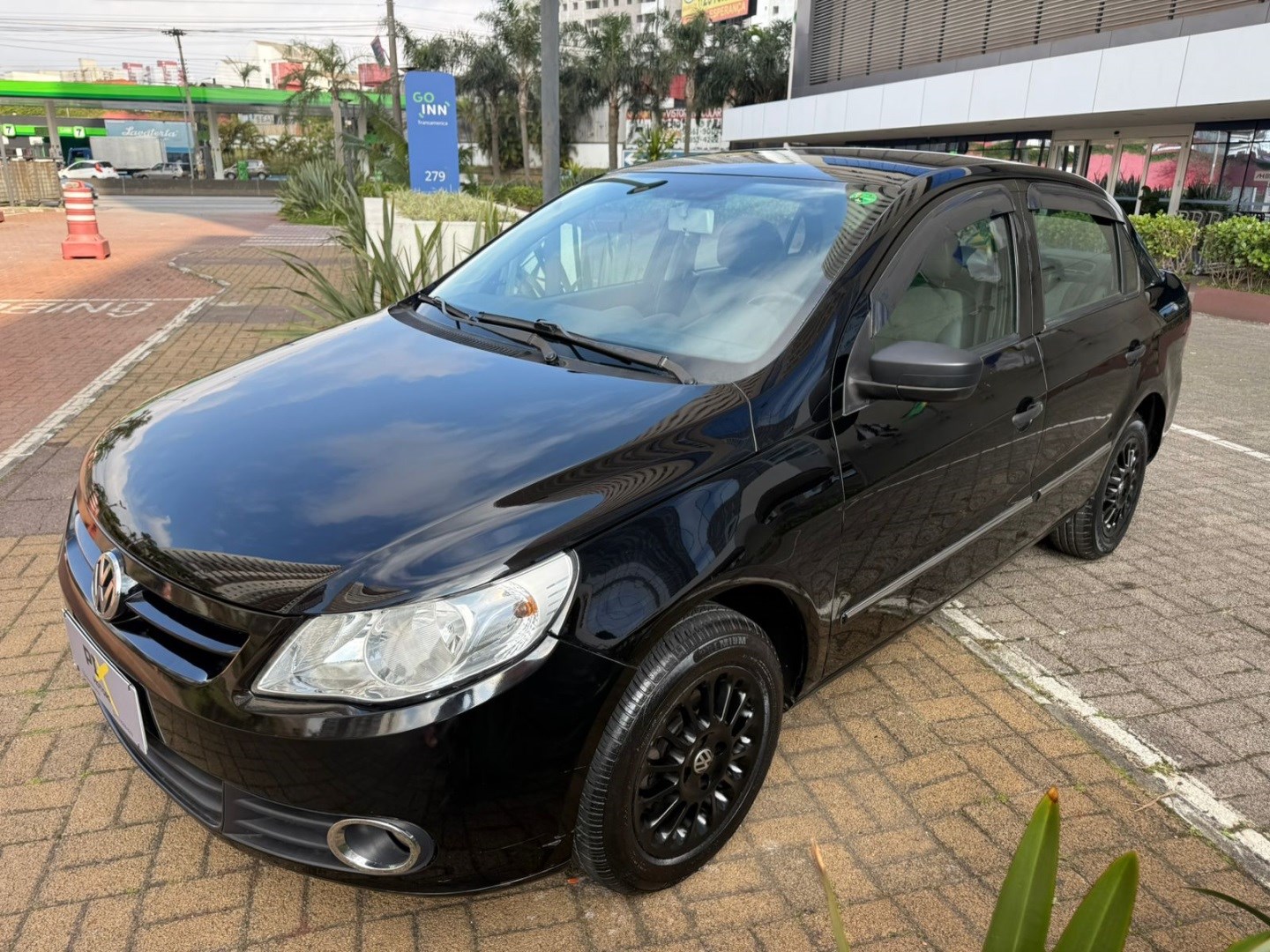 VOLKSWAGEN VOYAGE