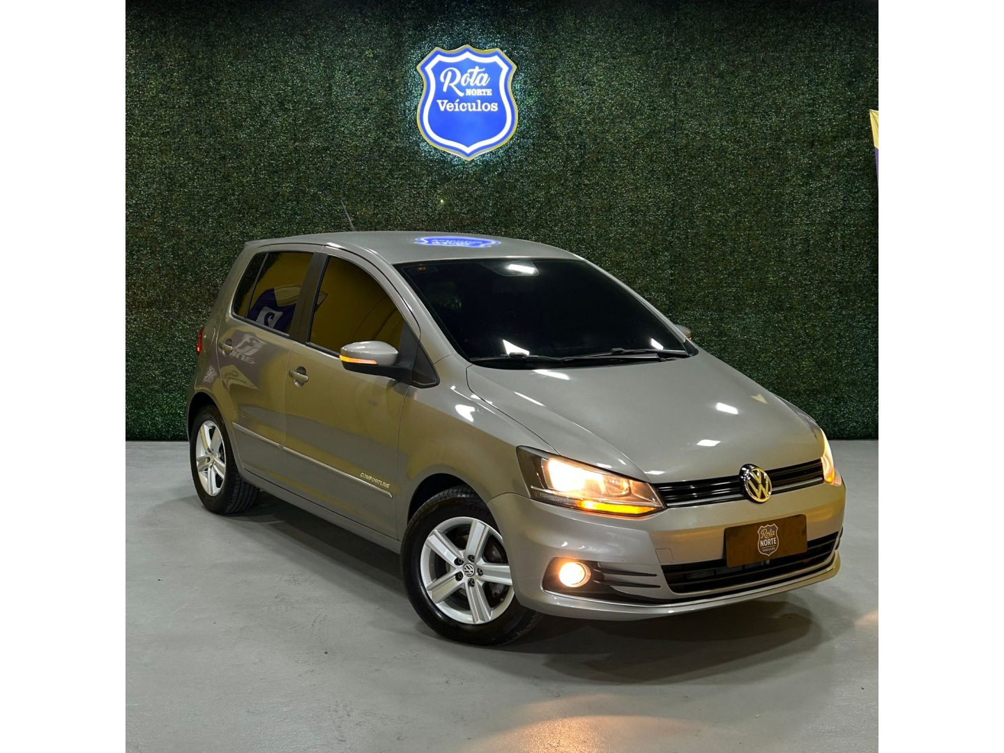 VOLKSWAGEN FOX