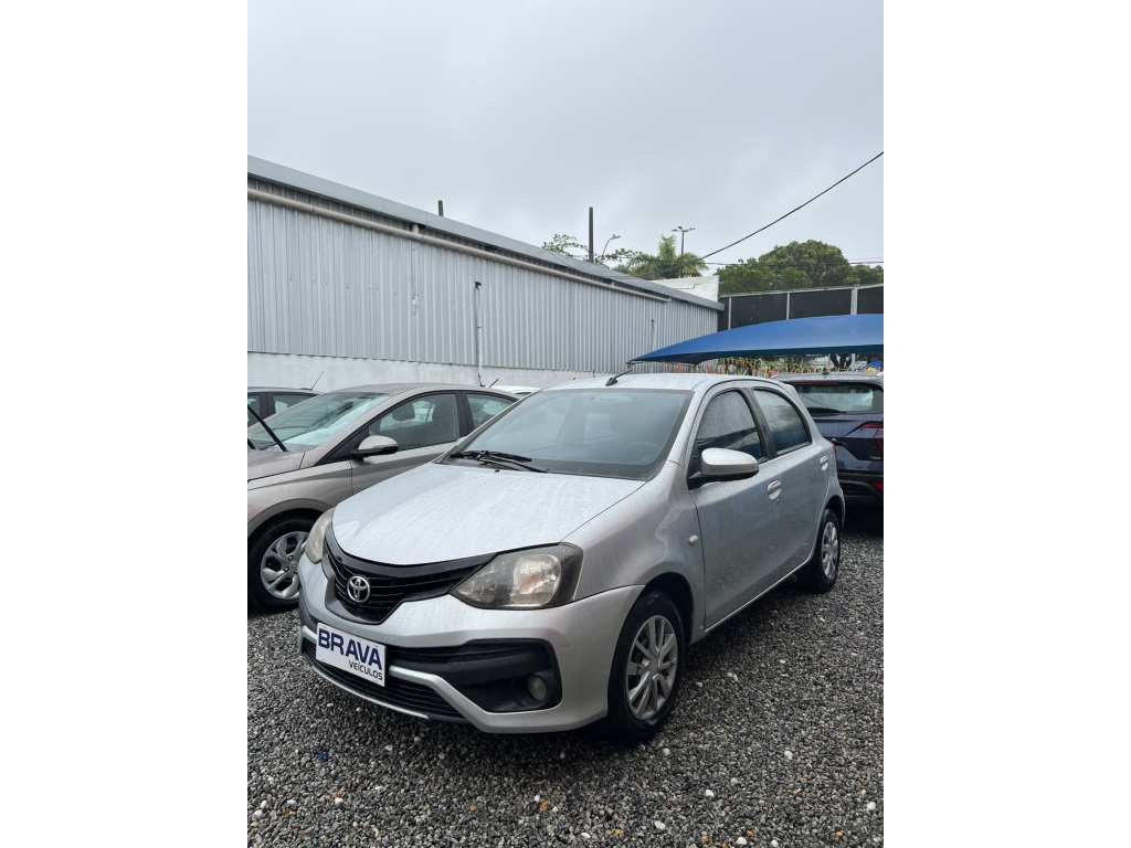 TOYOTA ETIOS