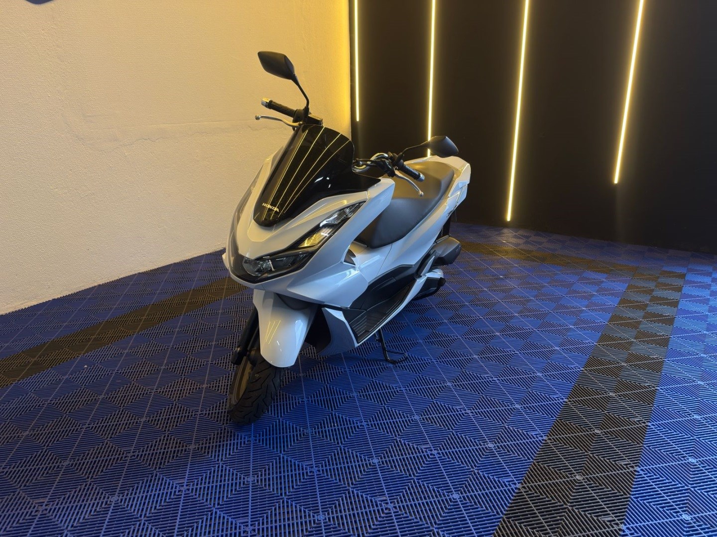 HONDA PCX 160 