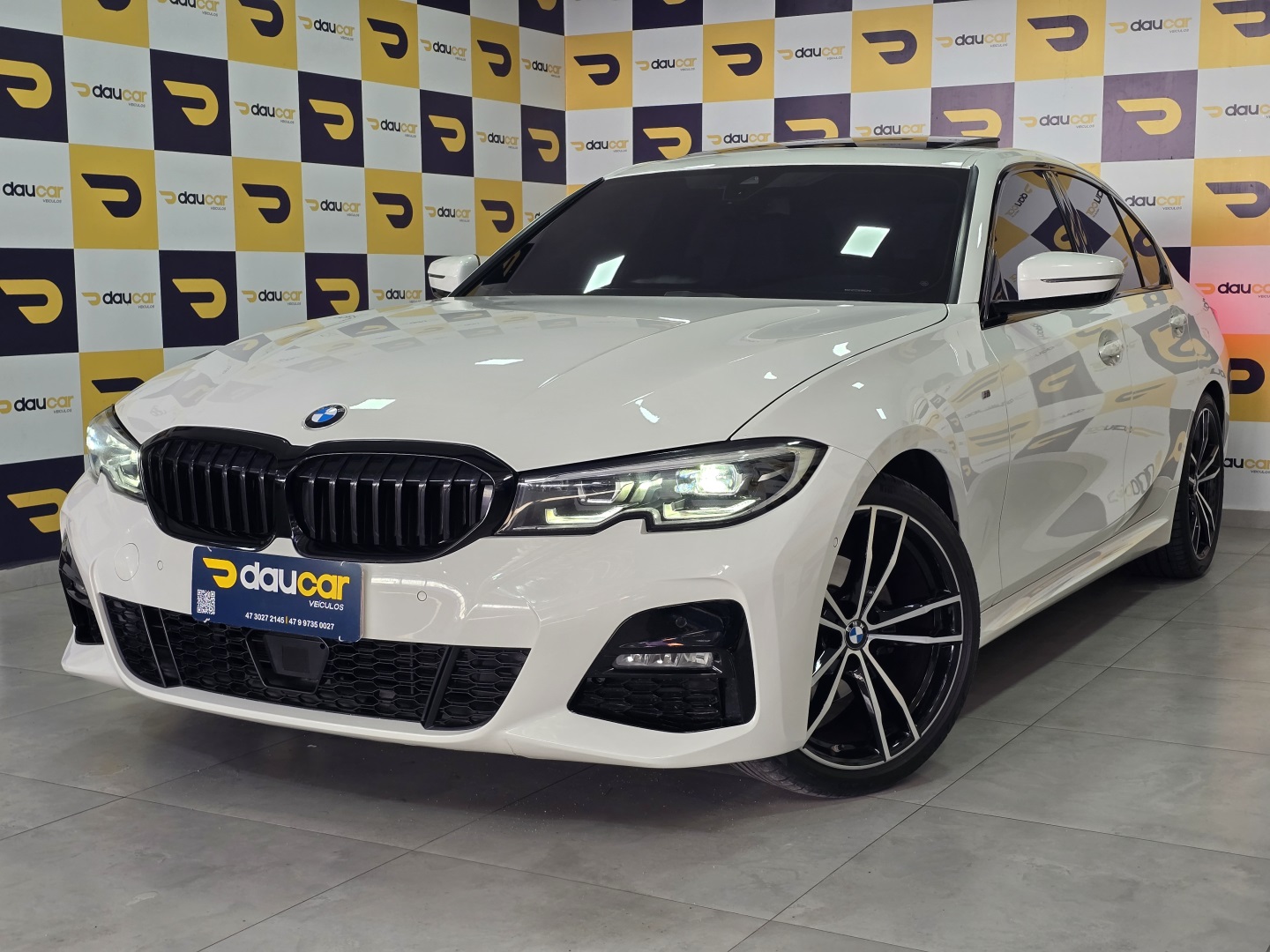 BMW 320i