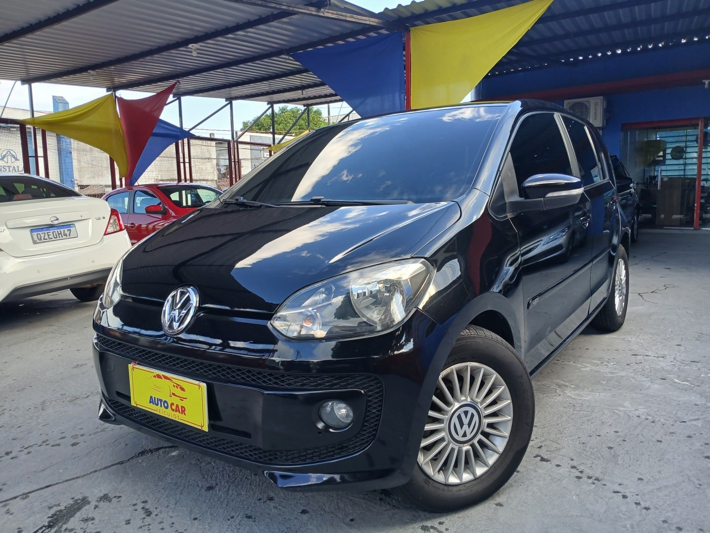 VOLKSWAGEN UP