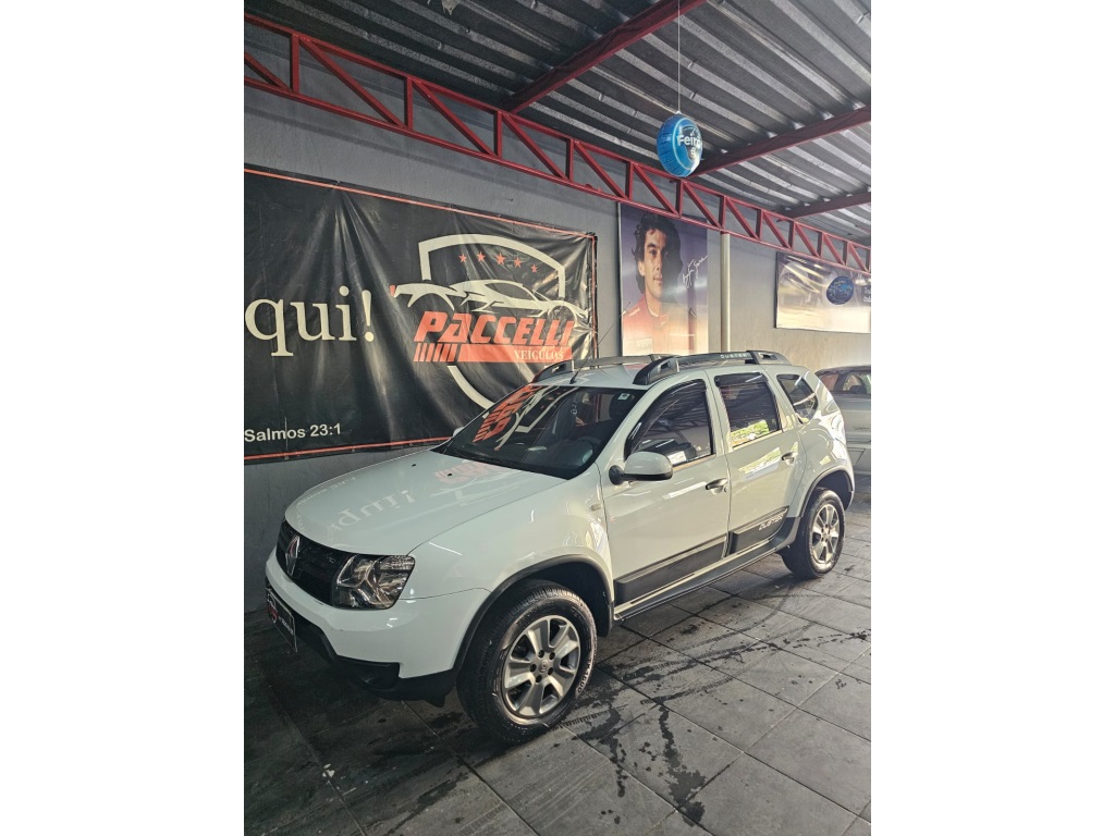 RENAULT DUSTER