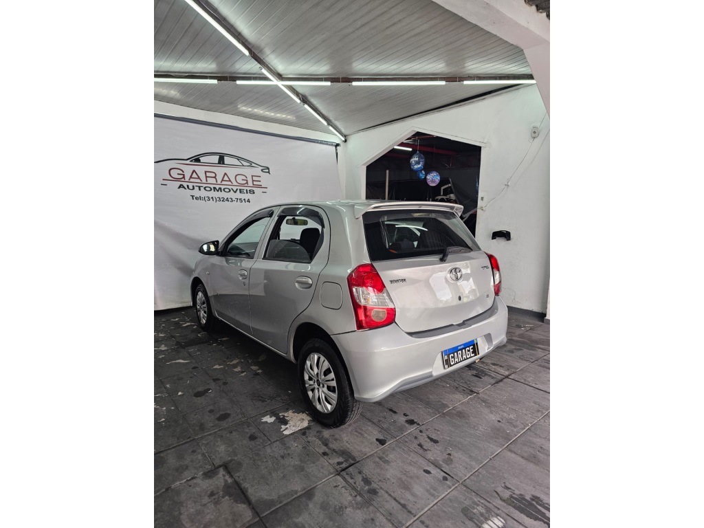 TOYOTA ETIOS