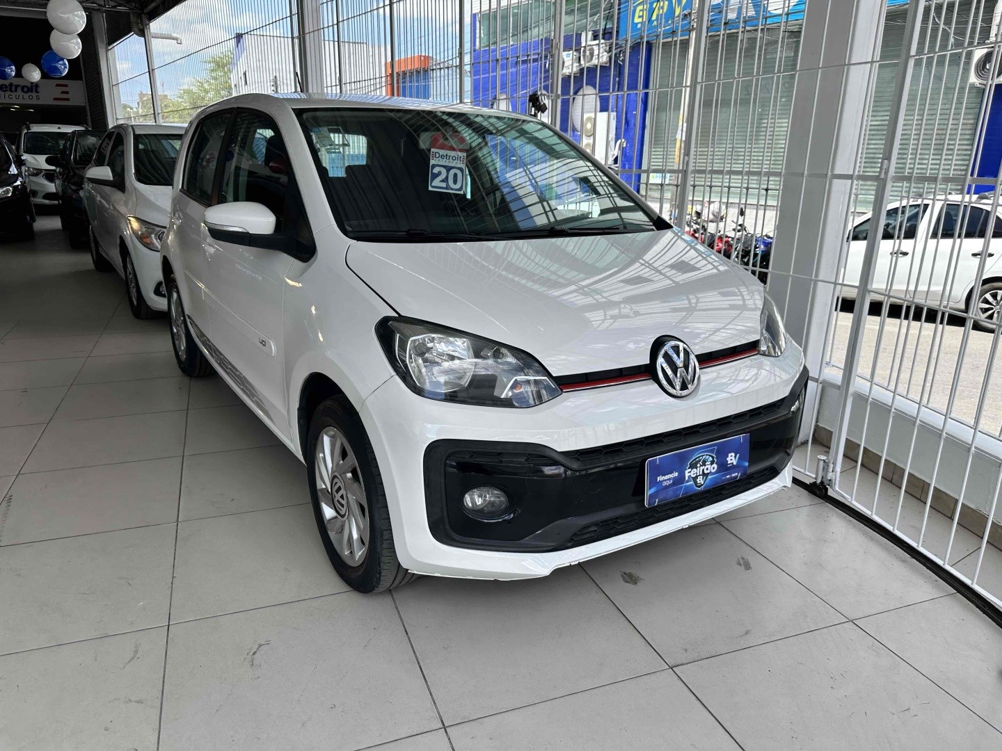 VOLKSWAGEN UP