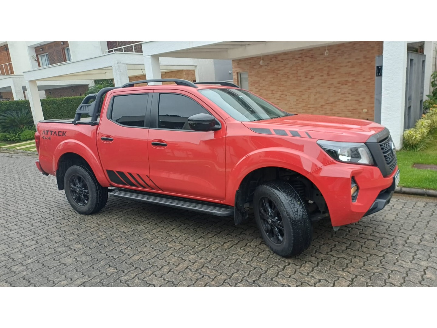 NISSAN FRONTIER