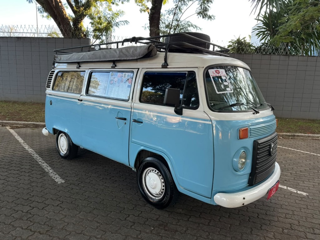VOLKSWAGEN KOMBI