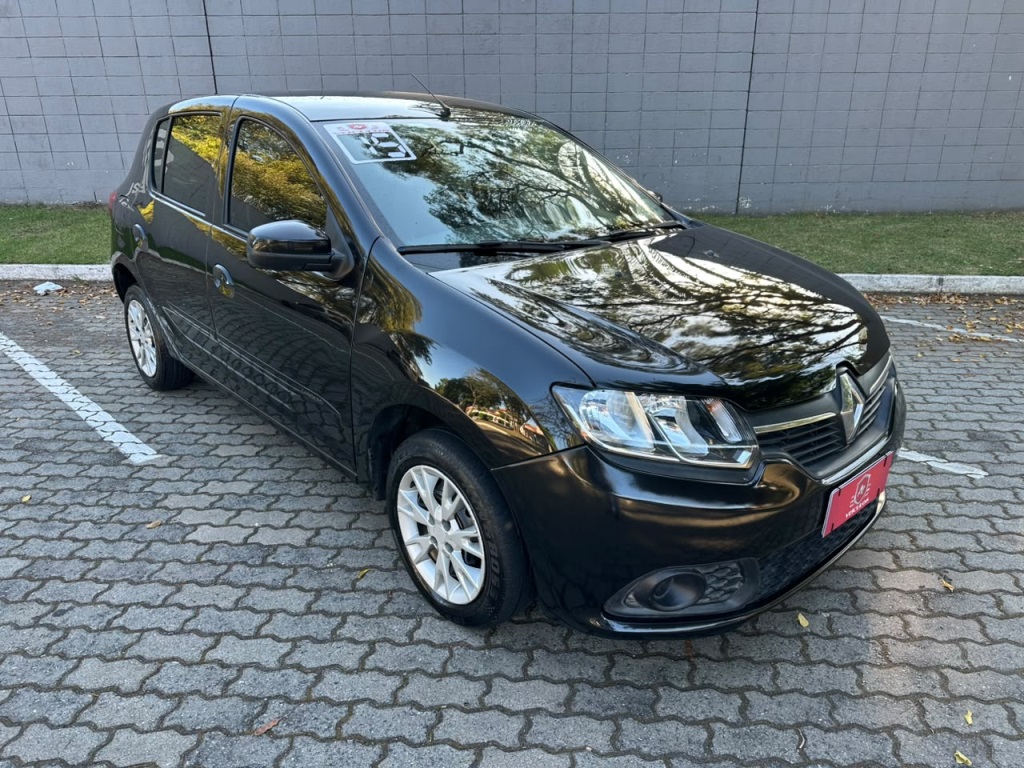 RENAULT SANDERO