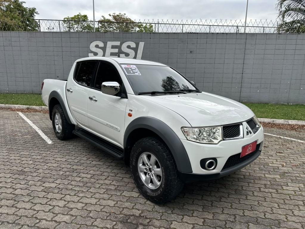 MITSUBISHI L200 TRITON