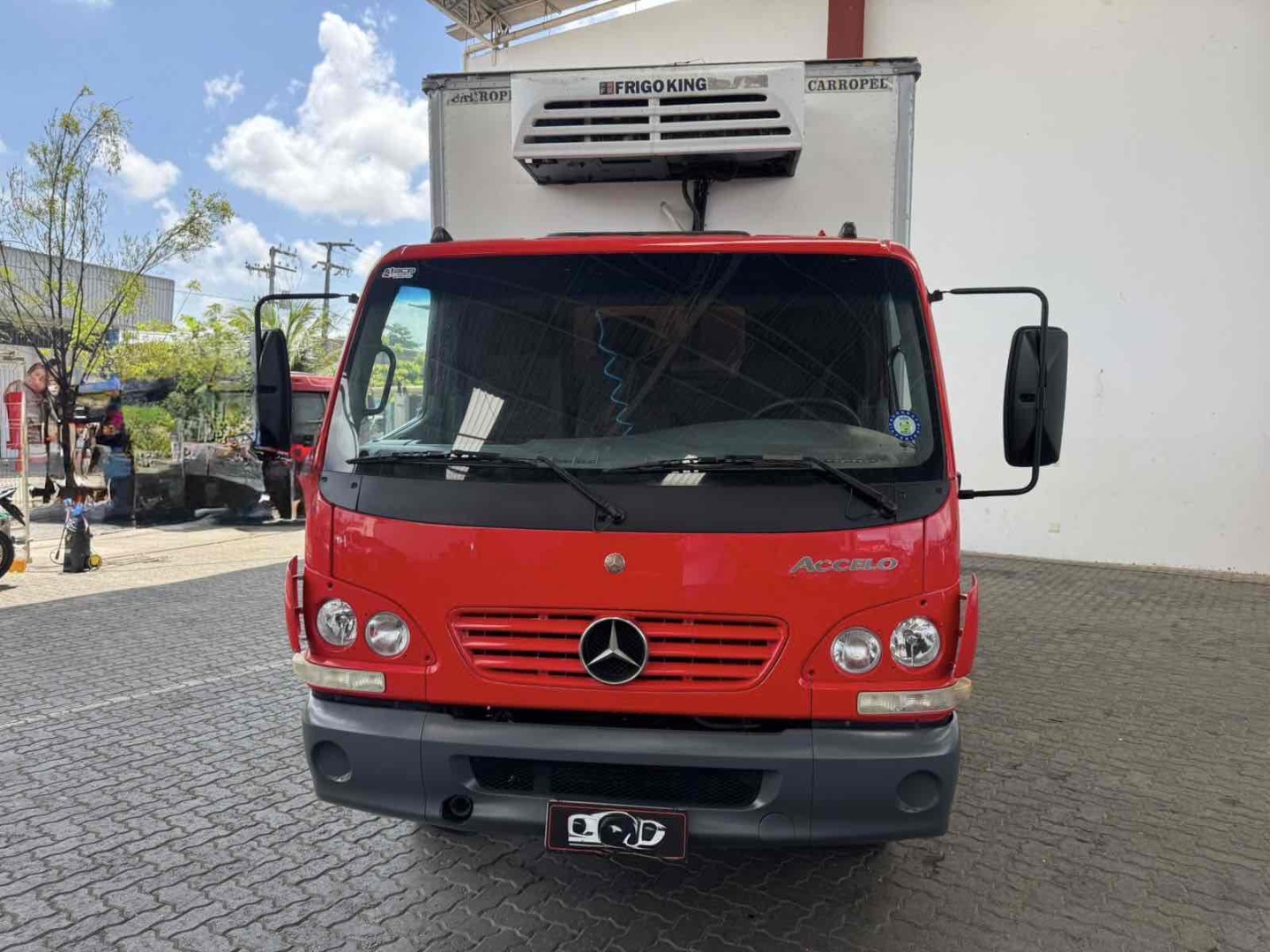MERCEDES-BENZ ACCELO