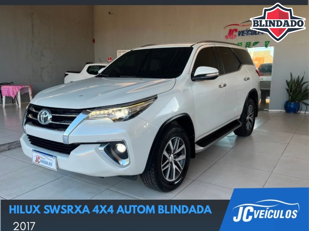 TOYOTA HILUX SW4
