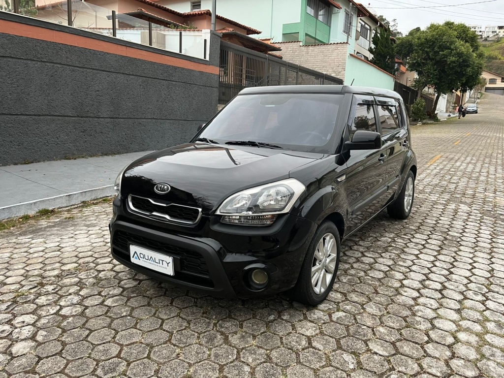 KIA SOUL