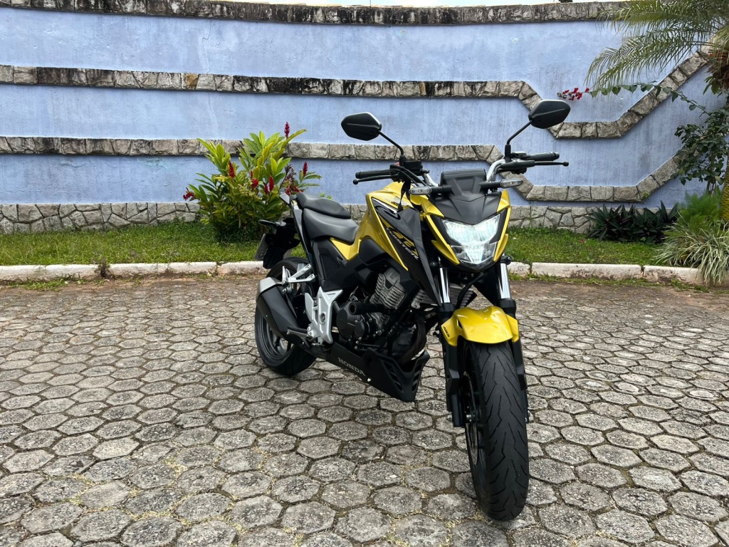 HONDA CB 300F TWISTER ABS