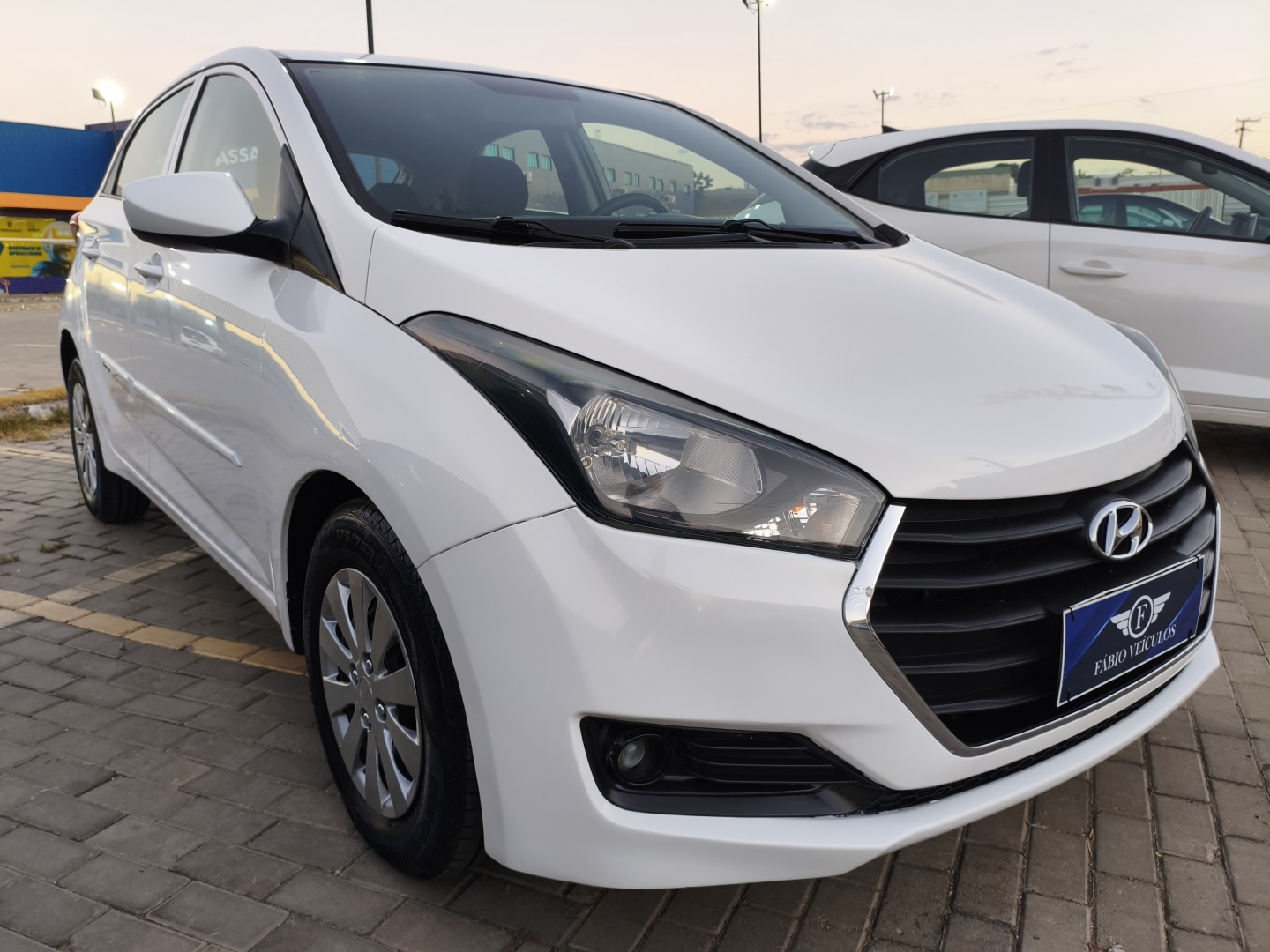 HYUNDAI HB20