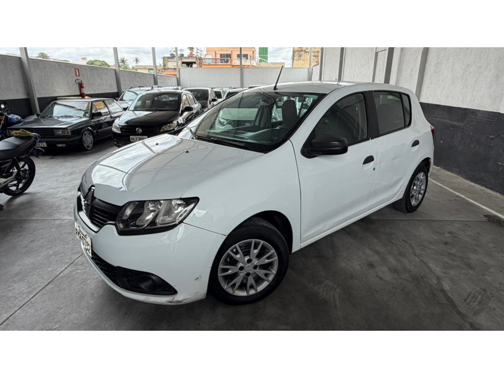 RENAULT SANDERO