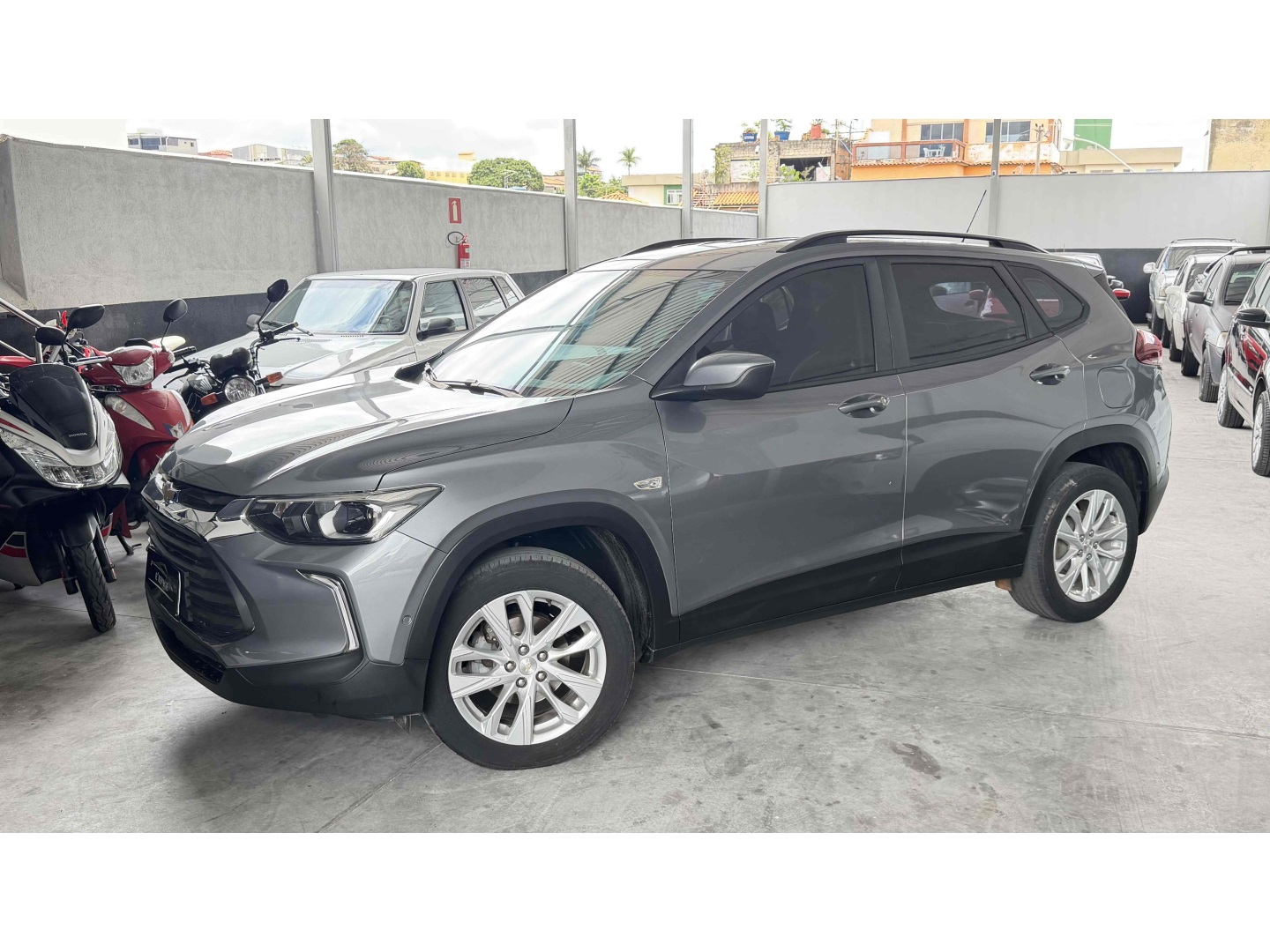 CHEVROLET TRACKER