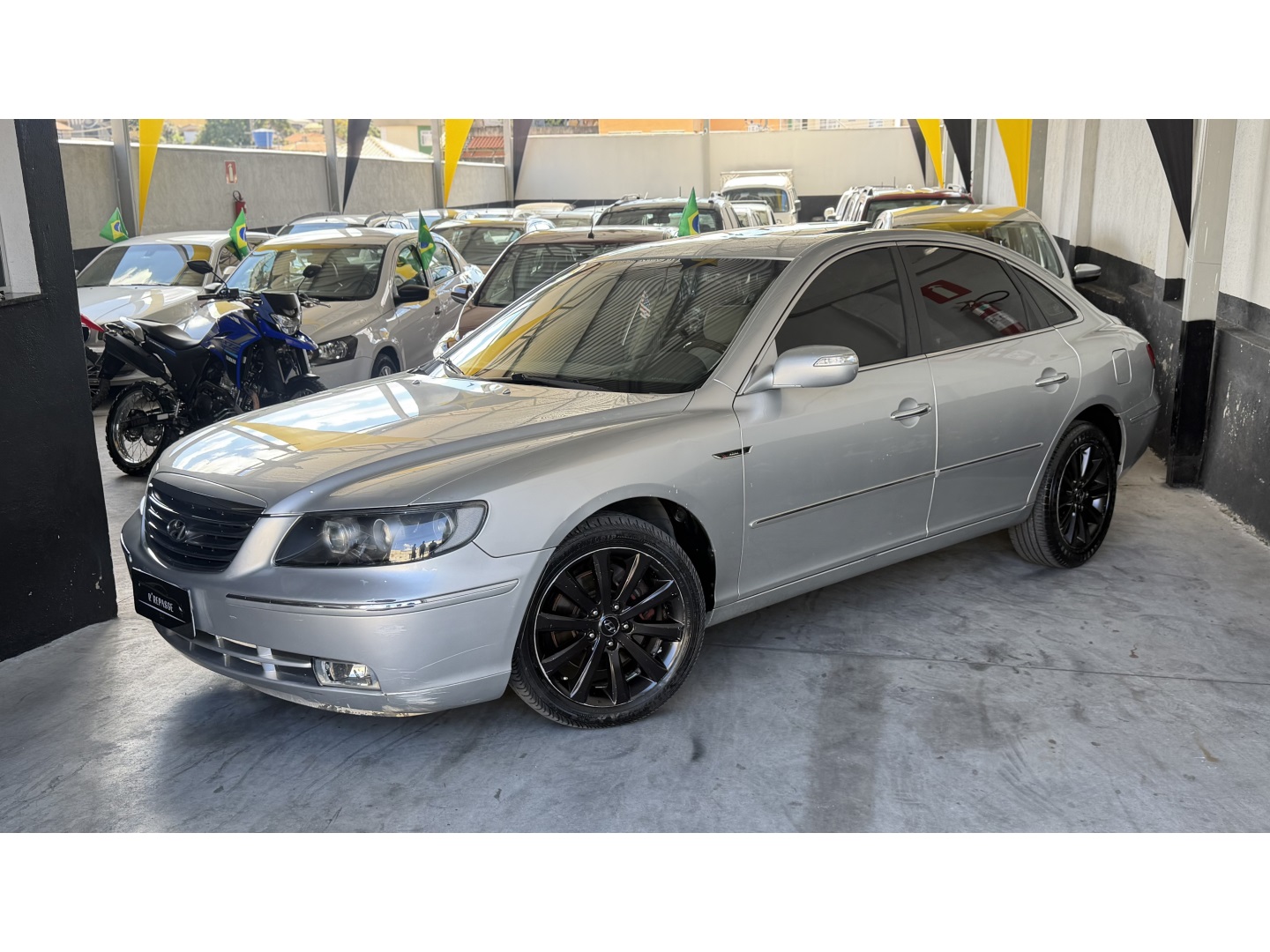 HYUNDAI AZERA