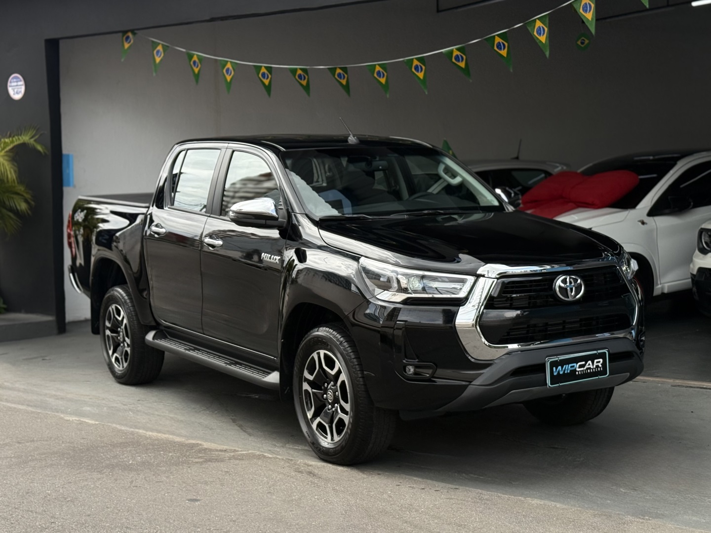 TOYOTA HILUX
