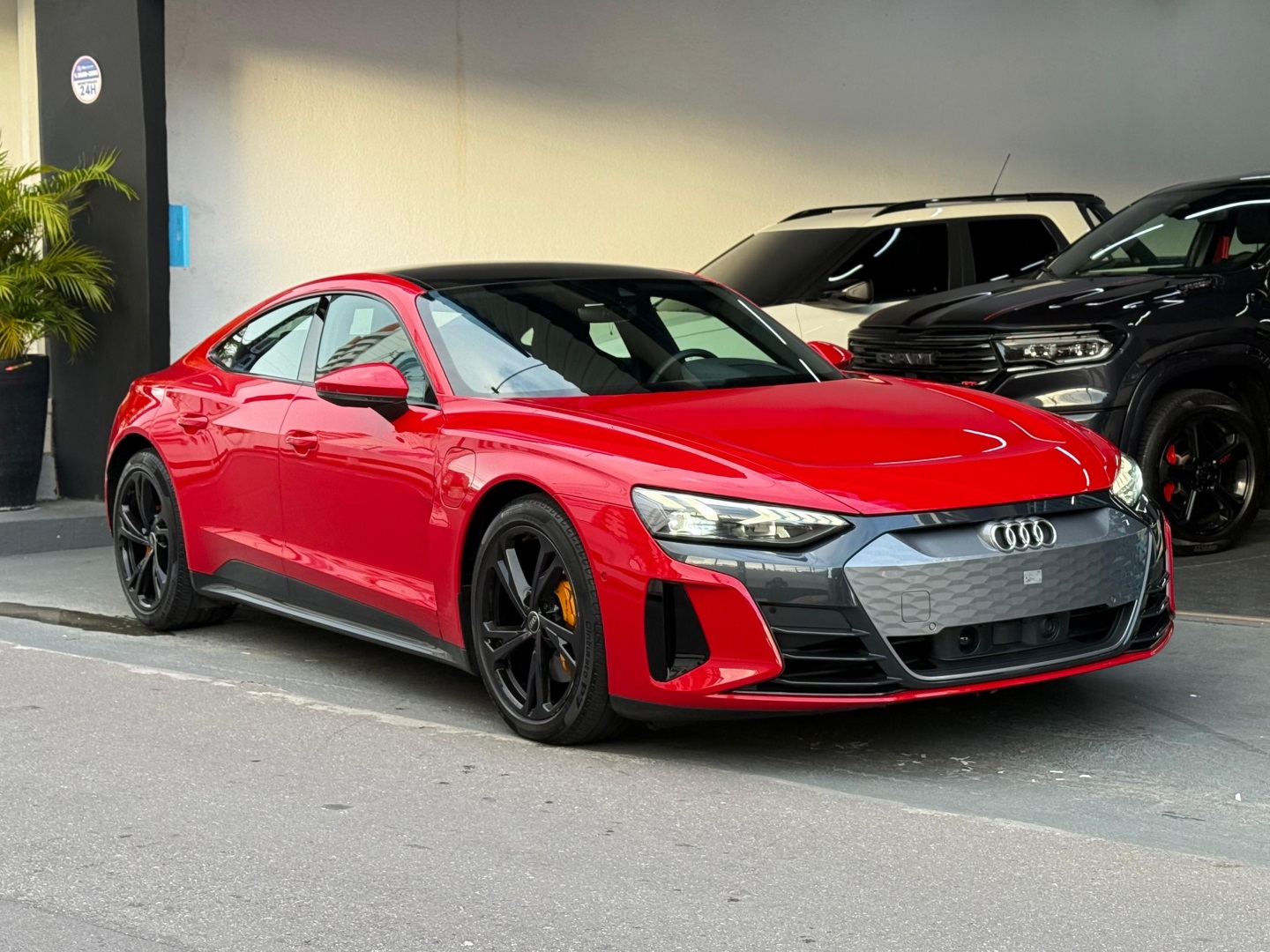 AUDI E-TRON GT