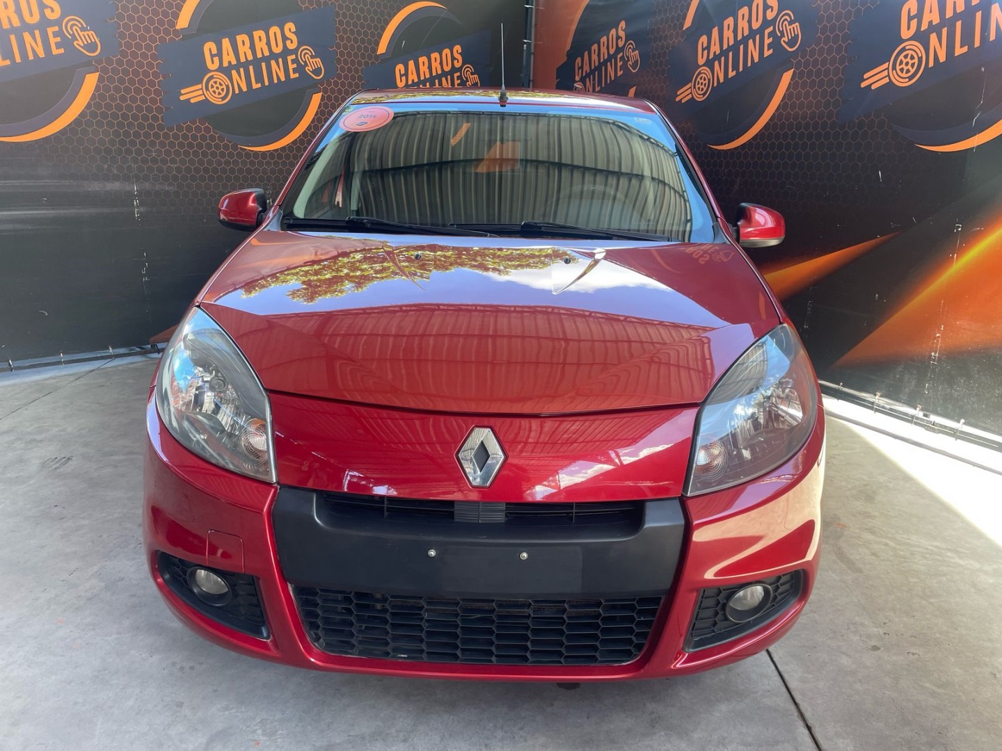 RENAULT SANDERO