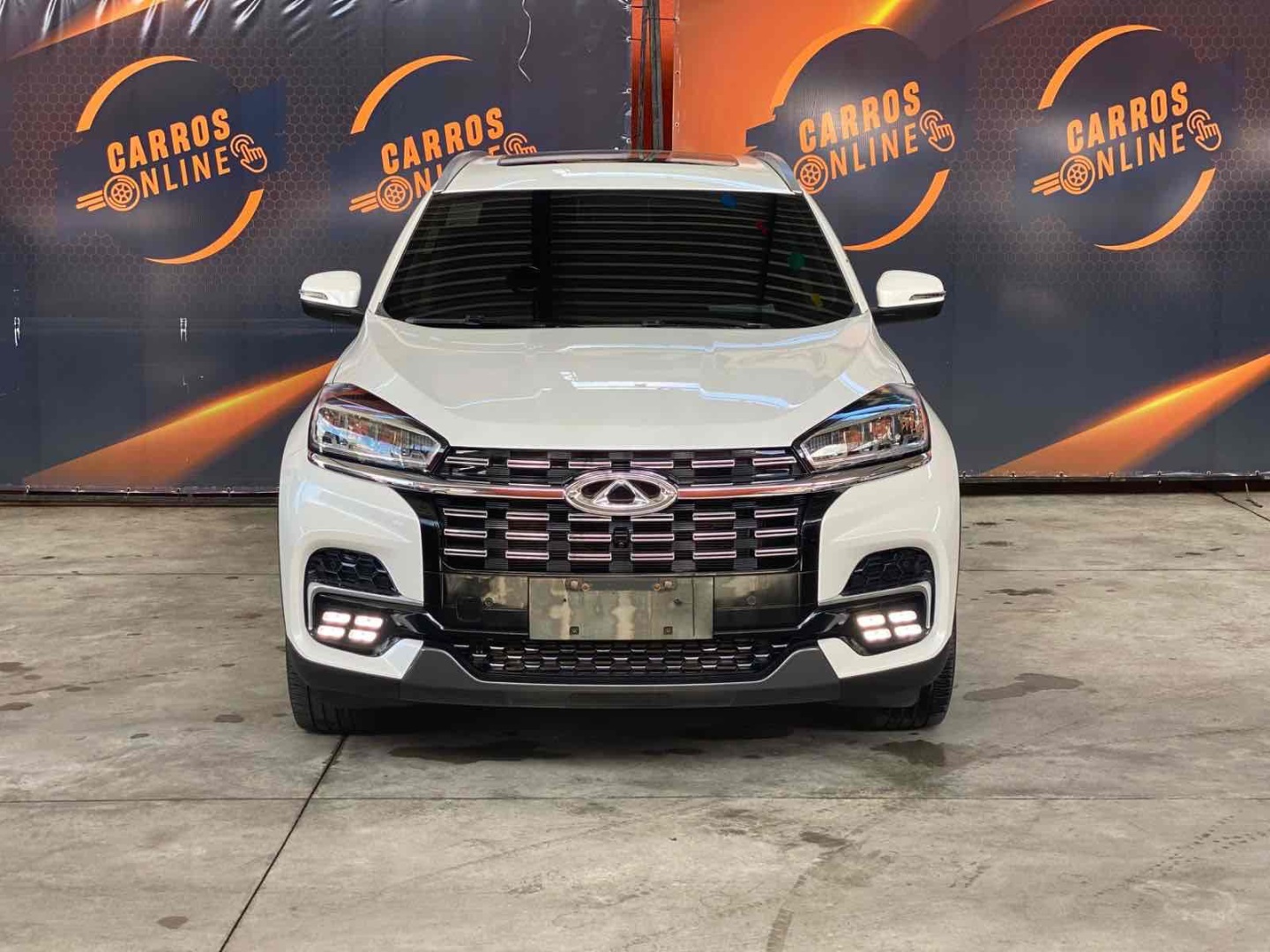 CHERY TIGGO 8