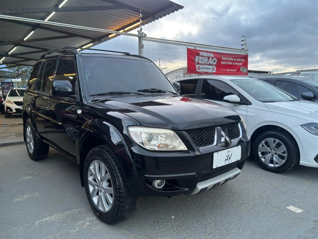 MITSUBISHI PAJERO TR4
