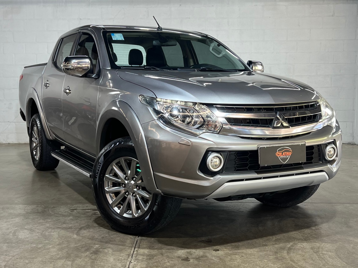 MITSUBISHI L200 TRITON