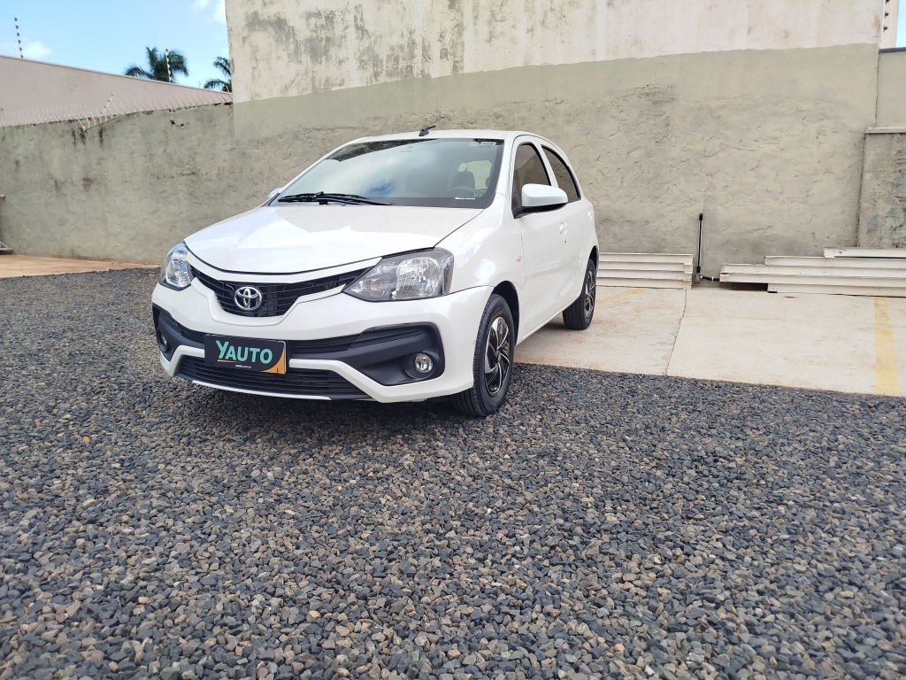 TOYOTA ETIOS