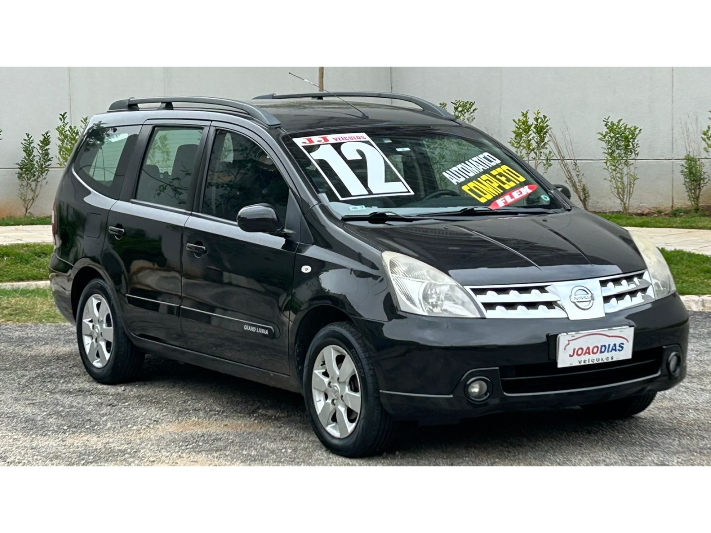 NISSAN GRAND LIVINA