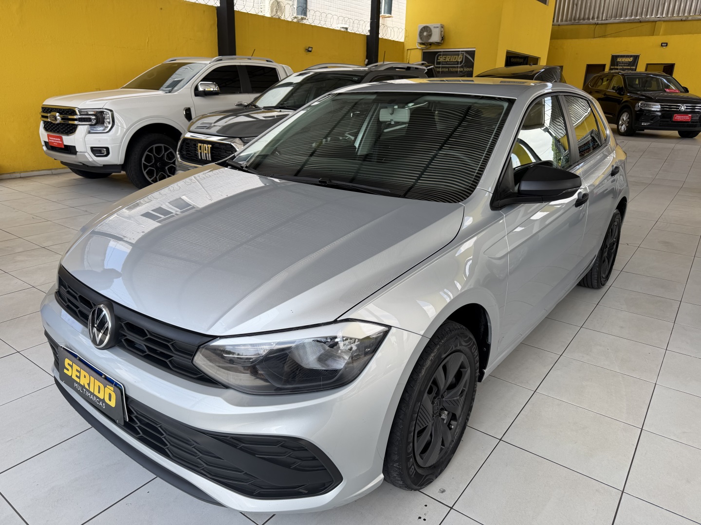 VOLKSWAGEN POLO