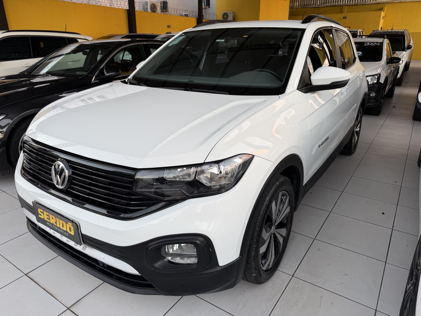 VOLKSWAGEN T-CROSS