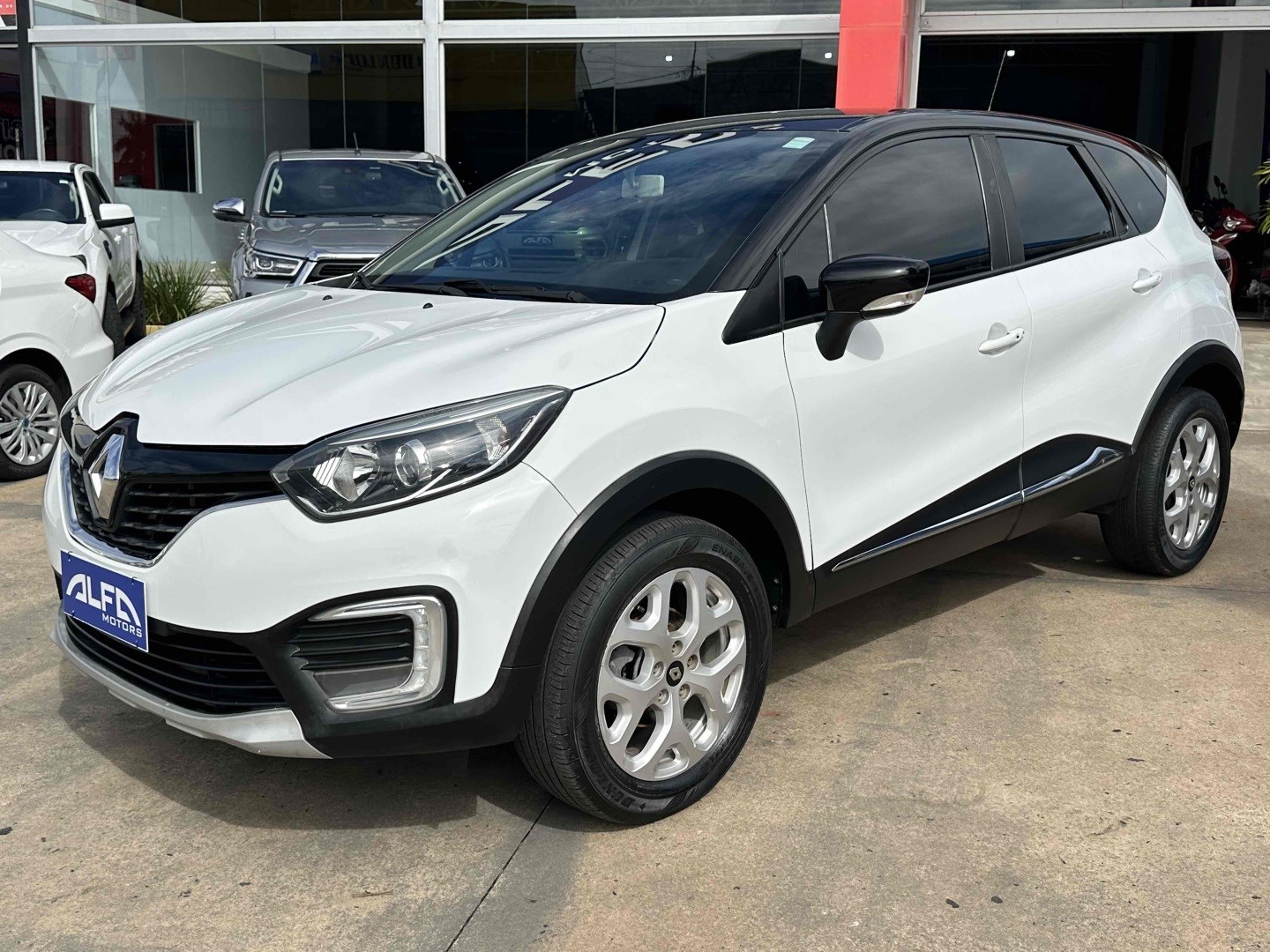 RENAULT CAPTUR