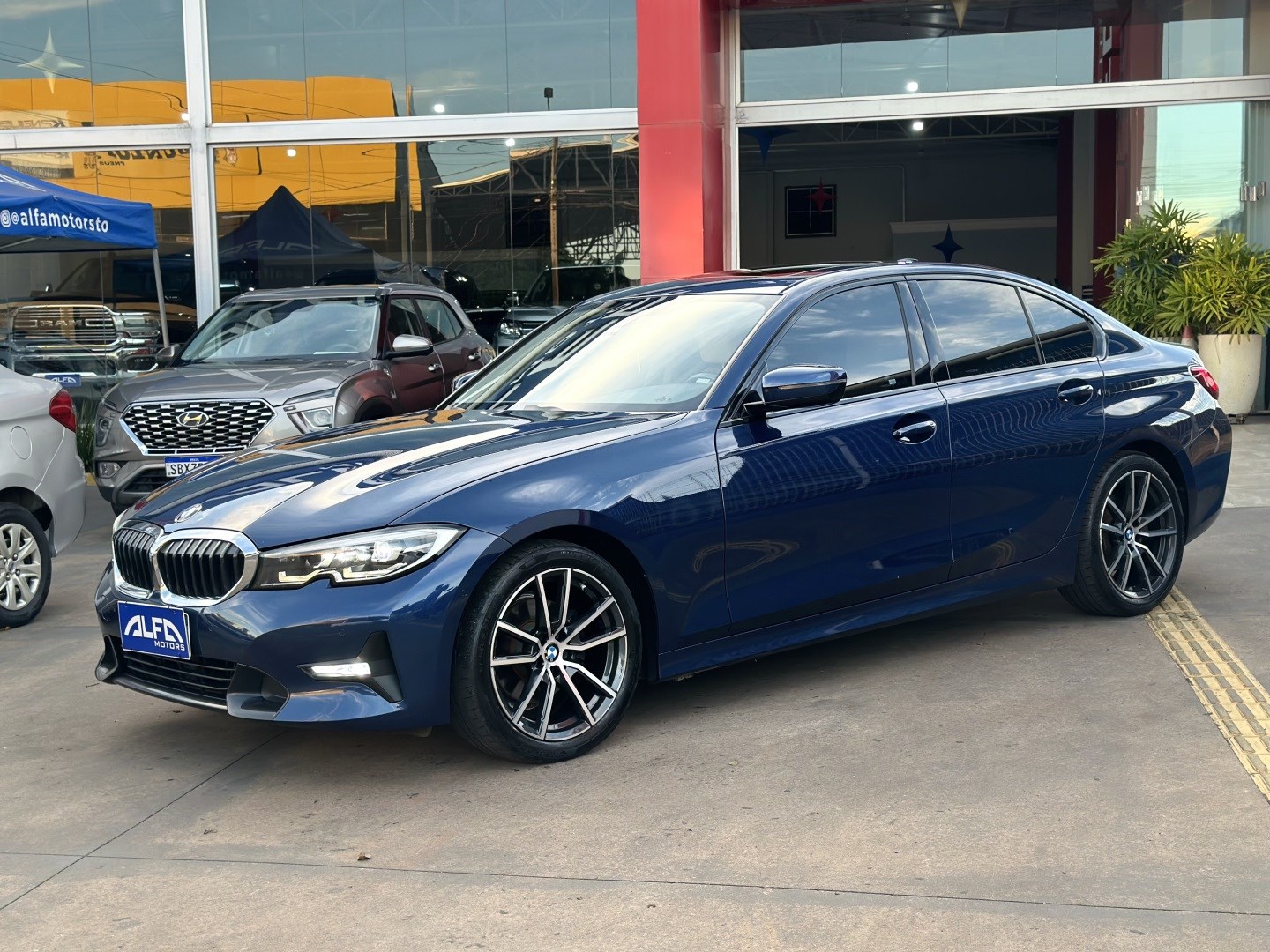 BMW 320i