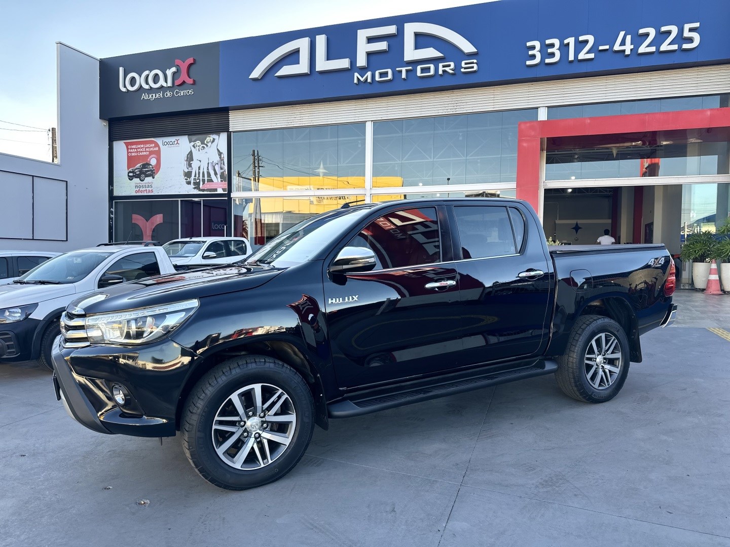 TOYOTA HILUX