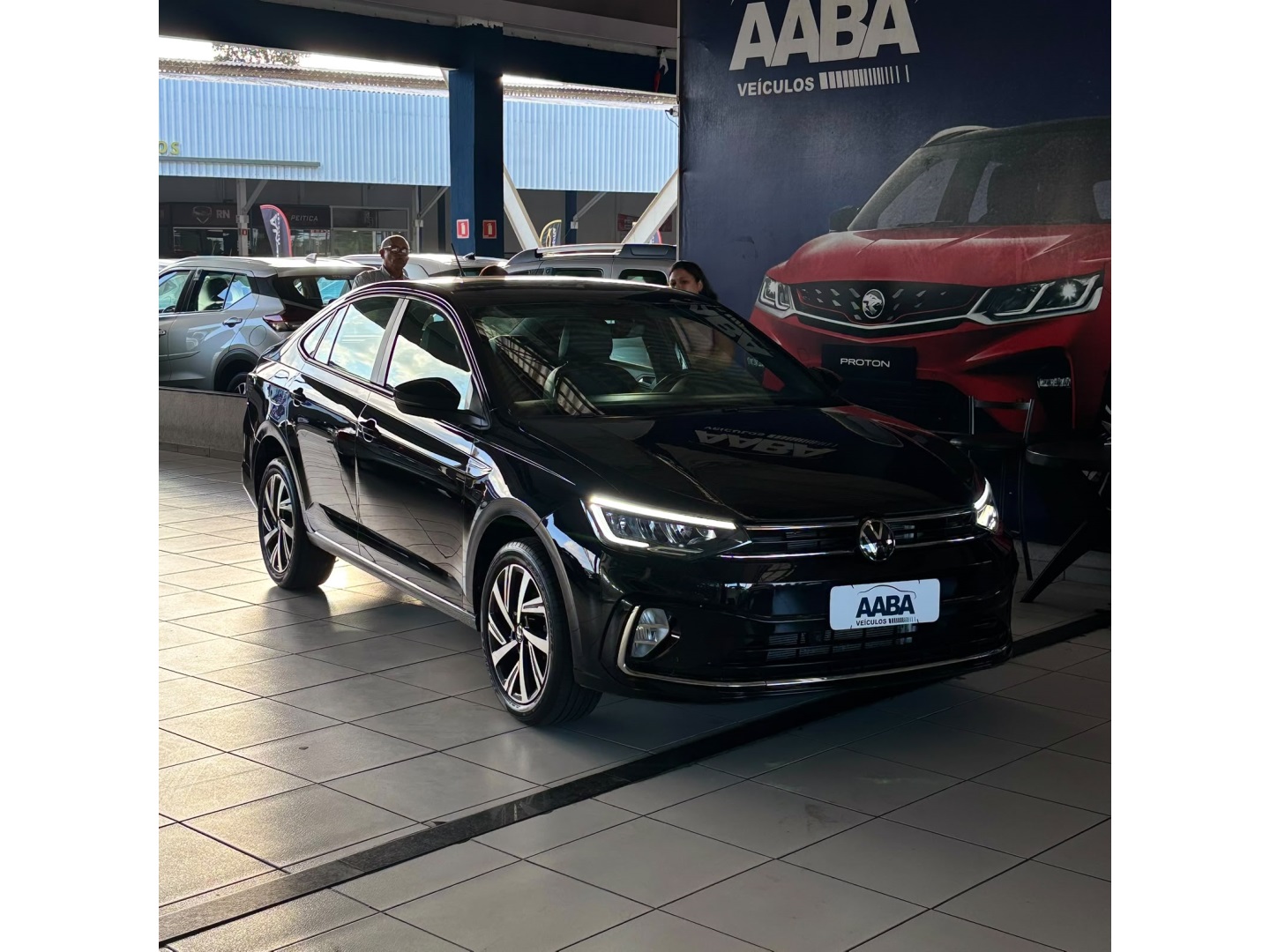 VOLKSWAGEN VIRTUS 1.0 200 TSI HIGHLINE AUTOMÁTICO