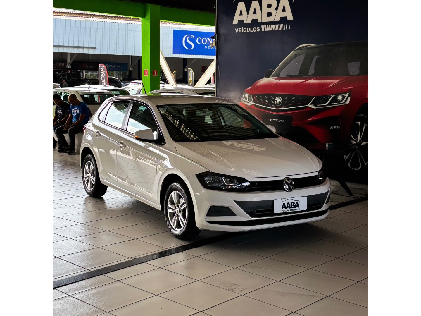 VOLKSWAGEN POLO