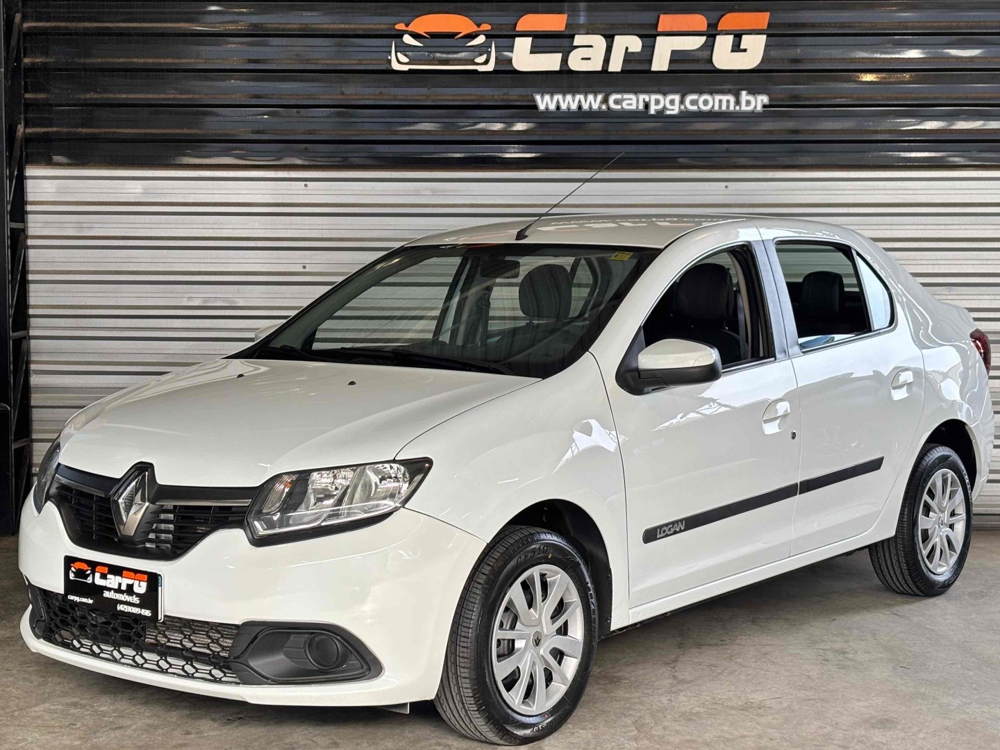 RENAULT LOGAN