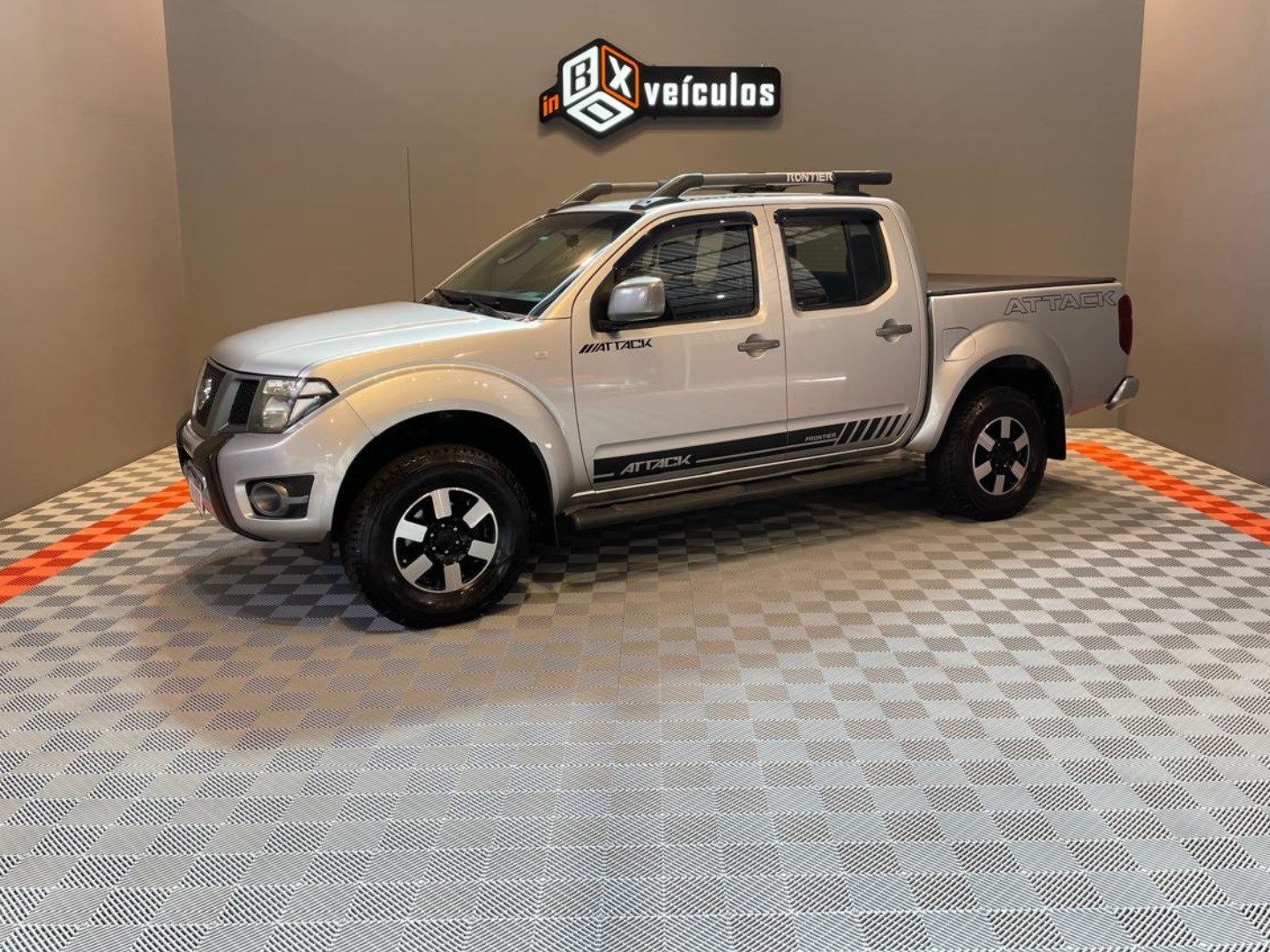 NISSAN FRONTIER
