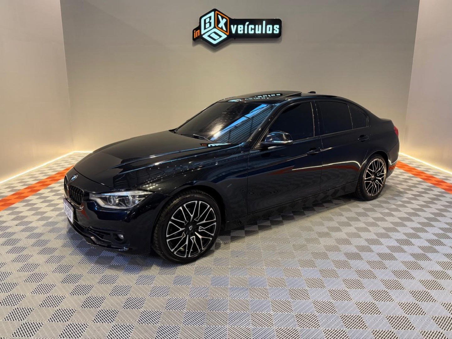 BMW 320i
