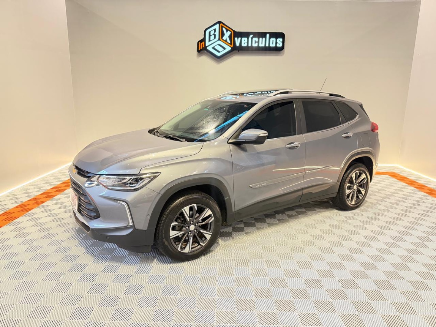 CHEVROLET TRACKER