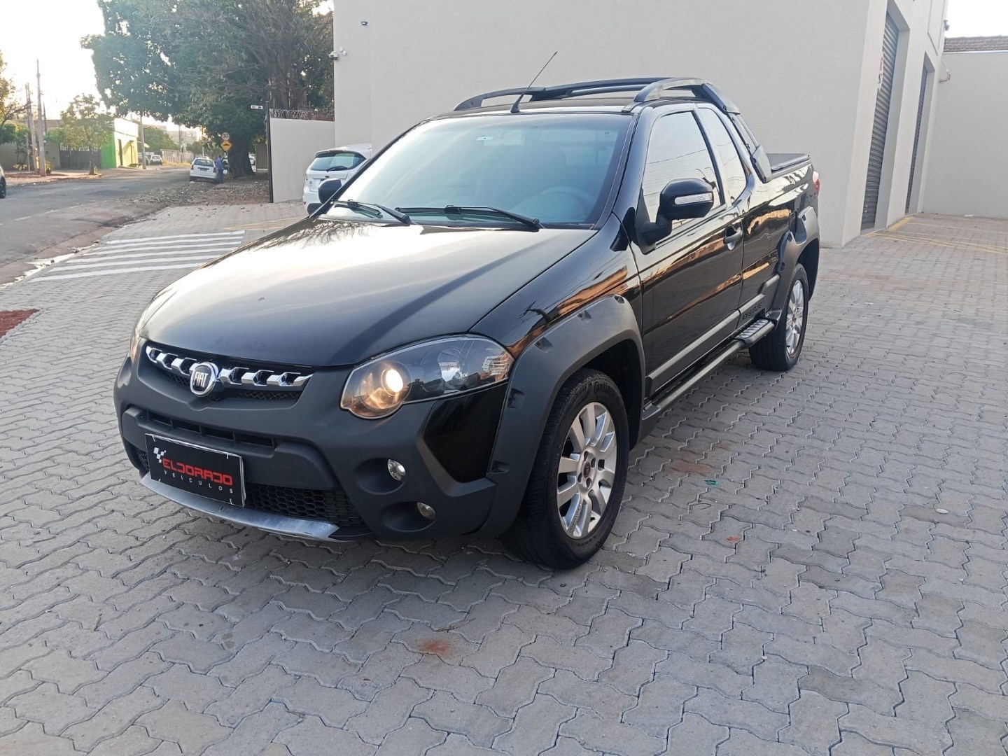 FIAT STRADA 1.8 MPI ADVENTURE CD 16V FLEX 3P MANUAL