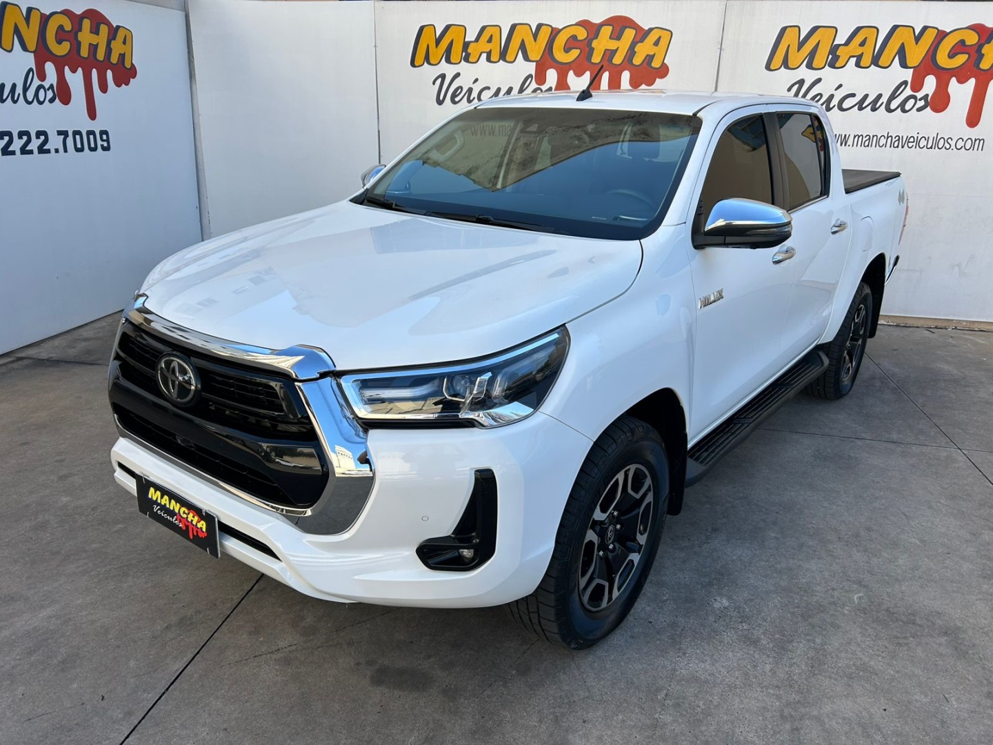 TOYOTA HILUX 2.8 D-4D TURBO DIESEL CD SRX 4X4 AUTOMÁTICO