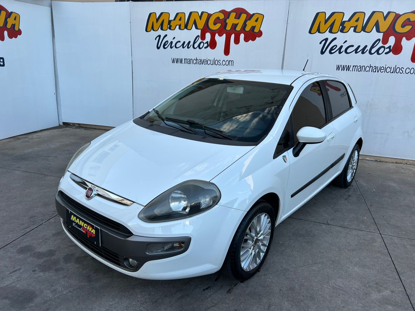 FIAT PUNTO 1.6 ESSENCE 16V FLEX 4P MANUAL