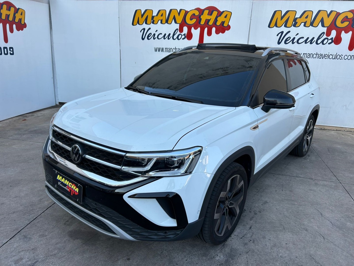 VOLKSWAGEN TAOS