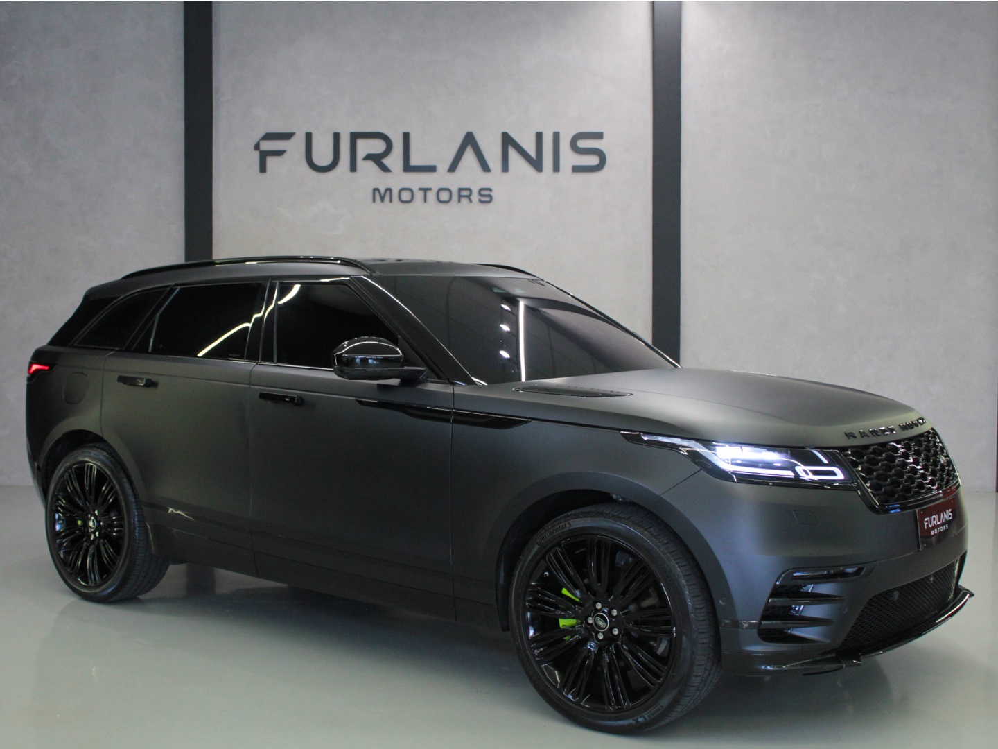 LAND ROVER RANGE ROVER VELAR