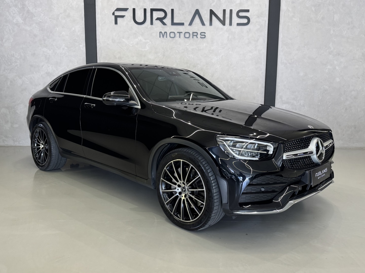 MERCEDES-BENZ GLC 300